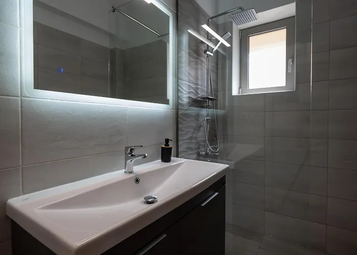 Piedra Azul * Kardamyli